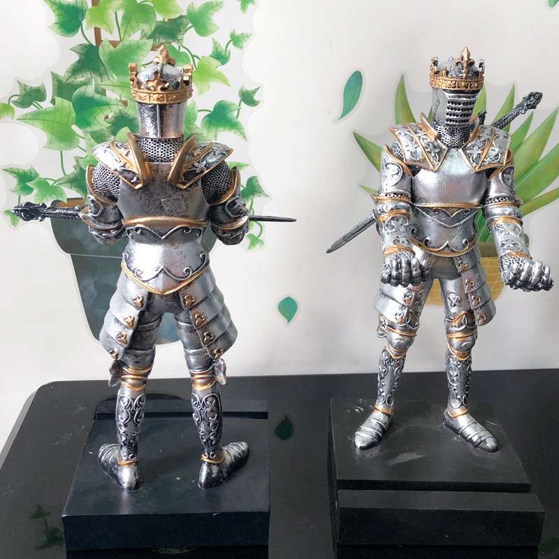 新款骑士国王执行官面具骑士 士兵盔甲英雄笔架后背带磁力手机座