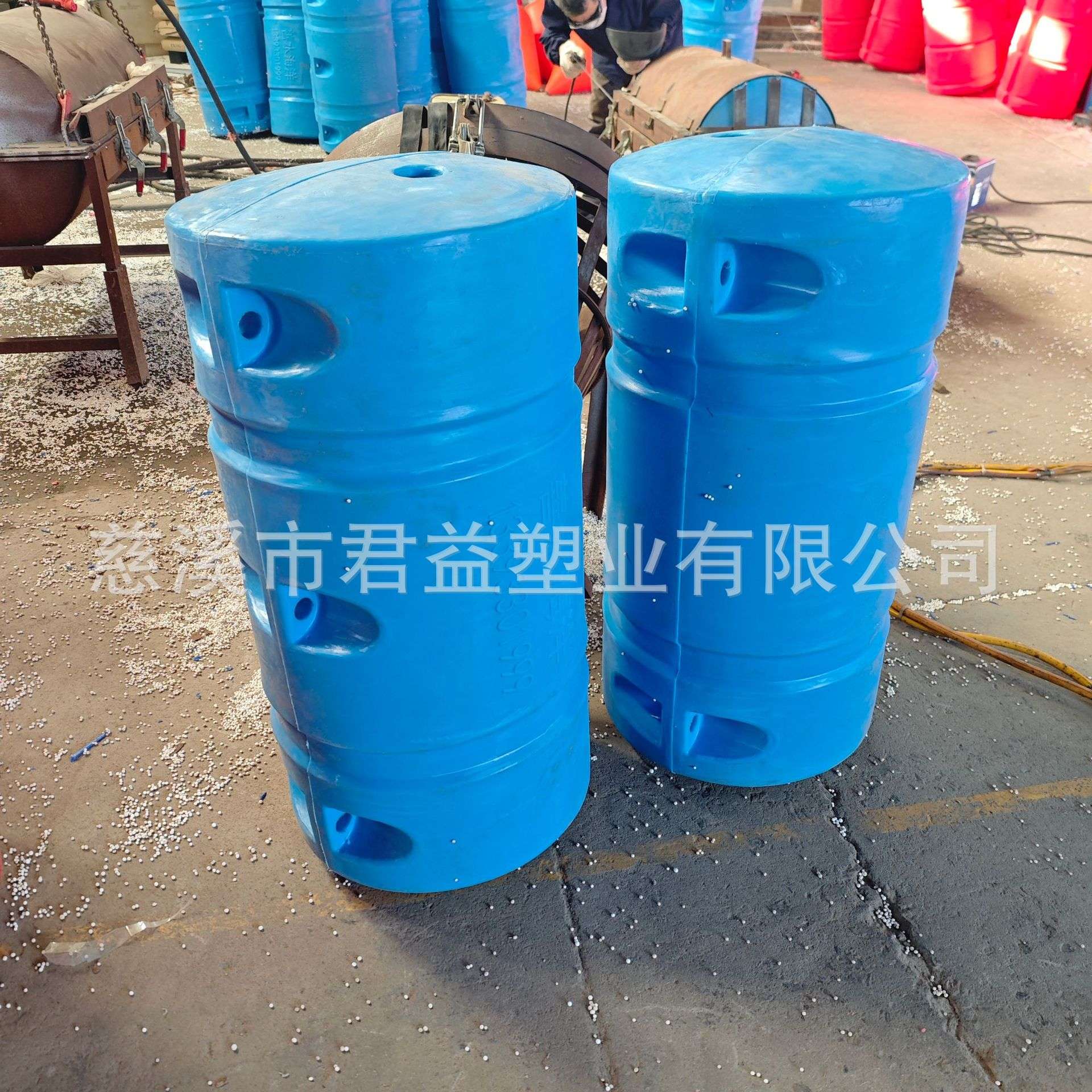 钓台河面拦截平台浮桶抗腐船用网箱鱼塘水上拦污浮筒