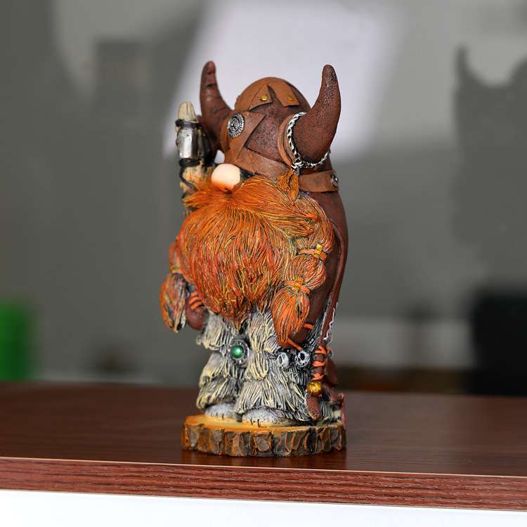 跨境新品美式维京勇士侏儒牛头人玩偶园林树脂摆件工艺品厂家