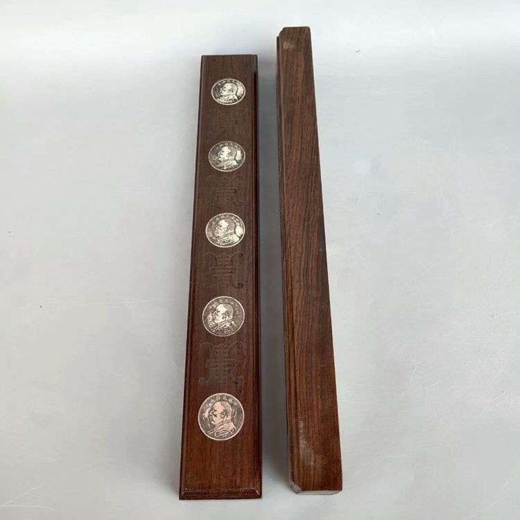 做旧收藏品实木花梨木镶嵌《袁大头》银元钱币镇尺书房镇纸摆件
