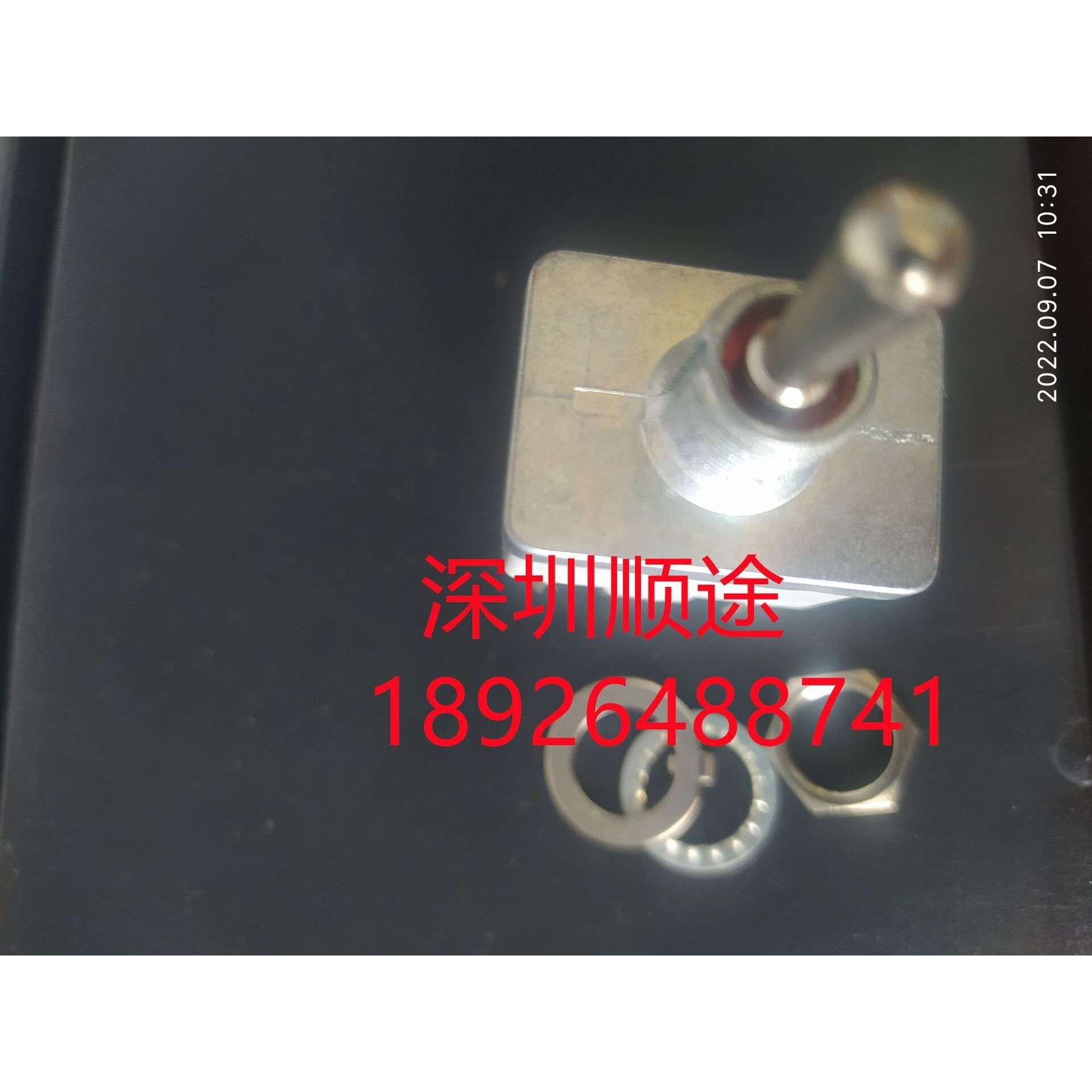 APR开关IP67防破坏坚固型3547-021N000进口自动复位钮子开关3549