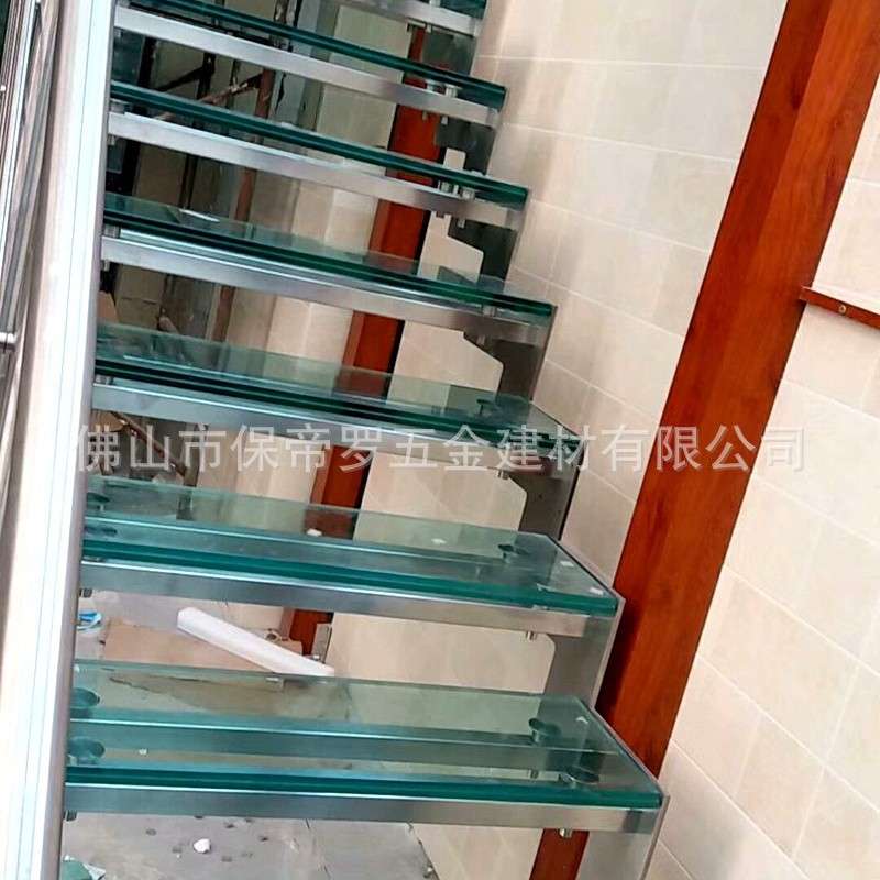 不锈钢玻璃楼梯扶手栏杆设计 各种不锈钢楼梯L型