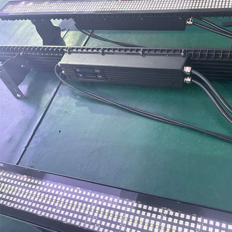 LED?32+16段长条防水频闪灯像素跑马灯户外景区灯光演出舞美灯光