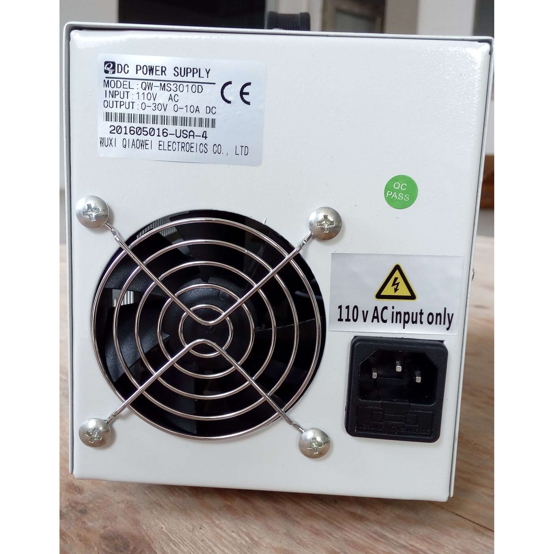 0-15V 0-20A直流稳压电源手机笔记本维修电源智能电池充电器