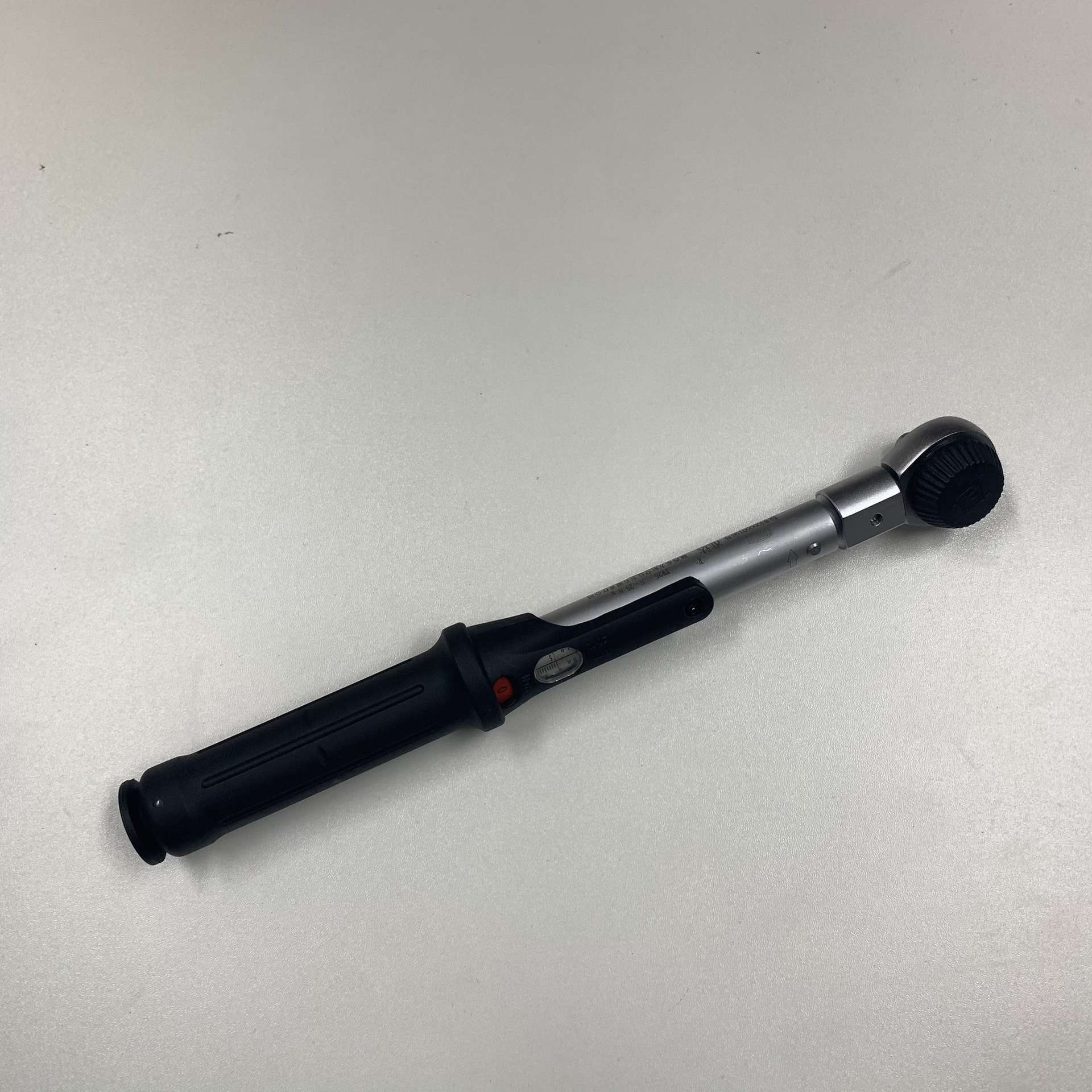 东方准达TW系列预置式扭矩扳手 40-200N.m报声响方形接口扭力扳手
