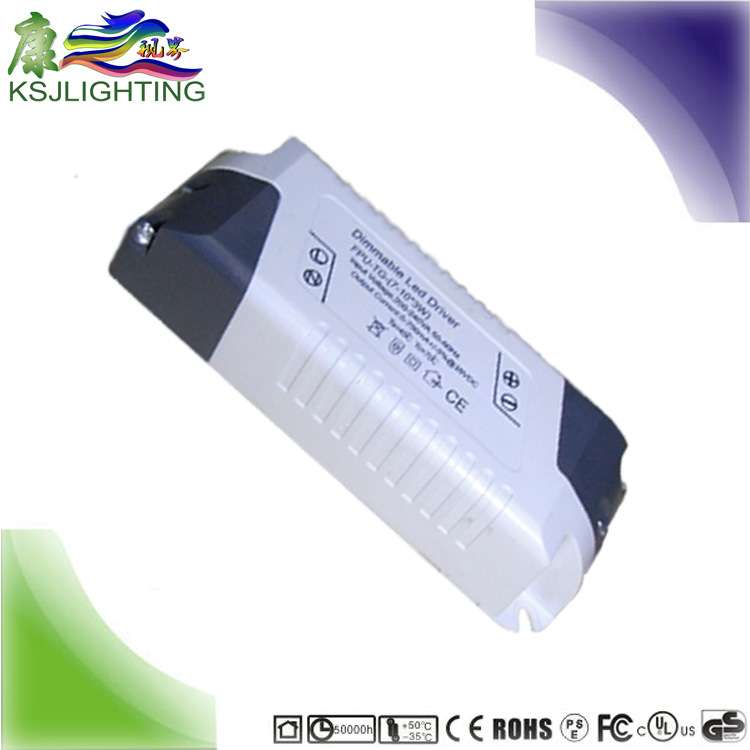 保3年 220V PF>0.93 12W轨道灯 外置 可控硅调光 LED驱动电源