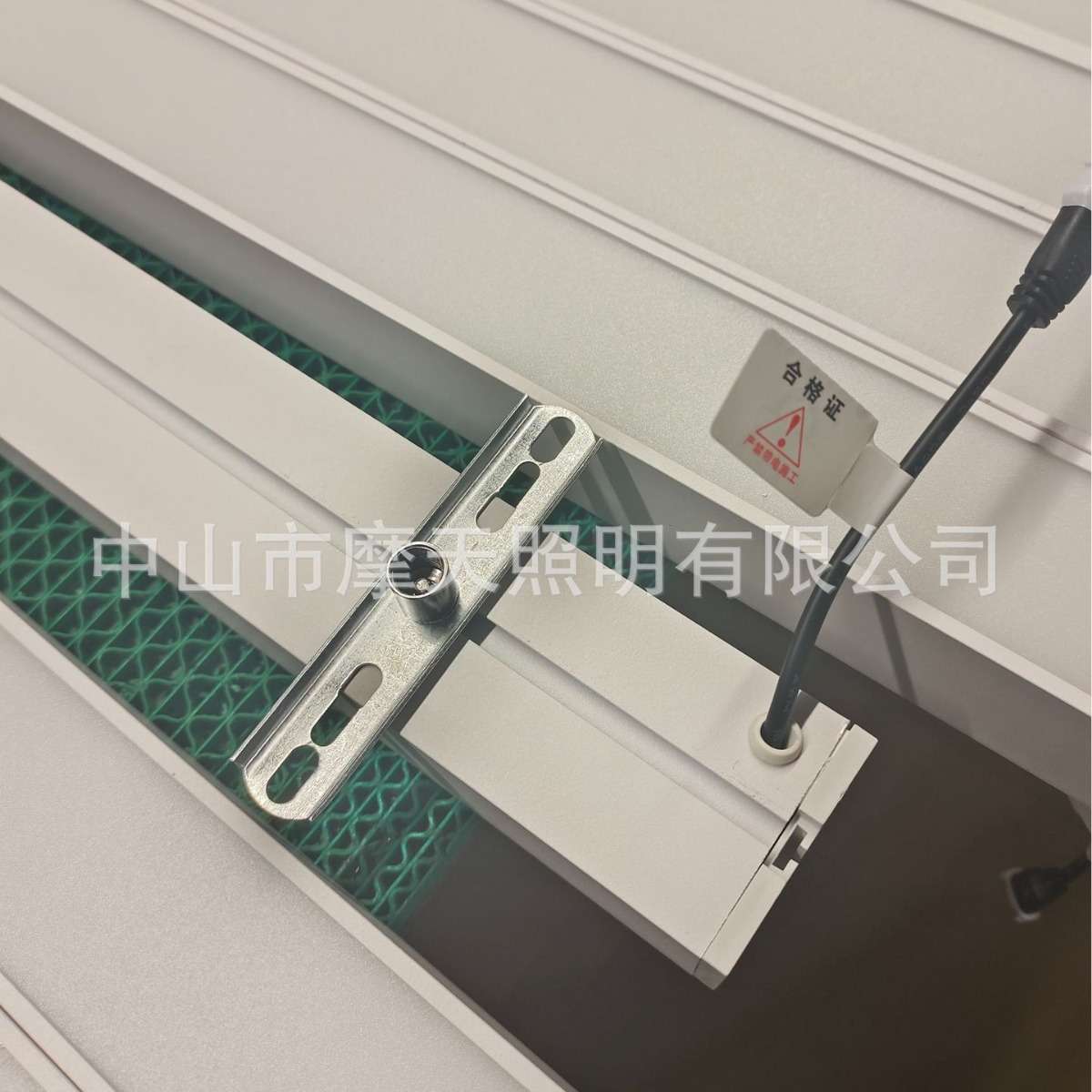 方通灯LED长条专用灯铝方通办公灯格栅吊顶办公室吊灯超市长条形