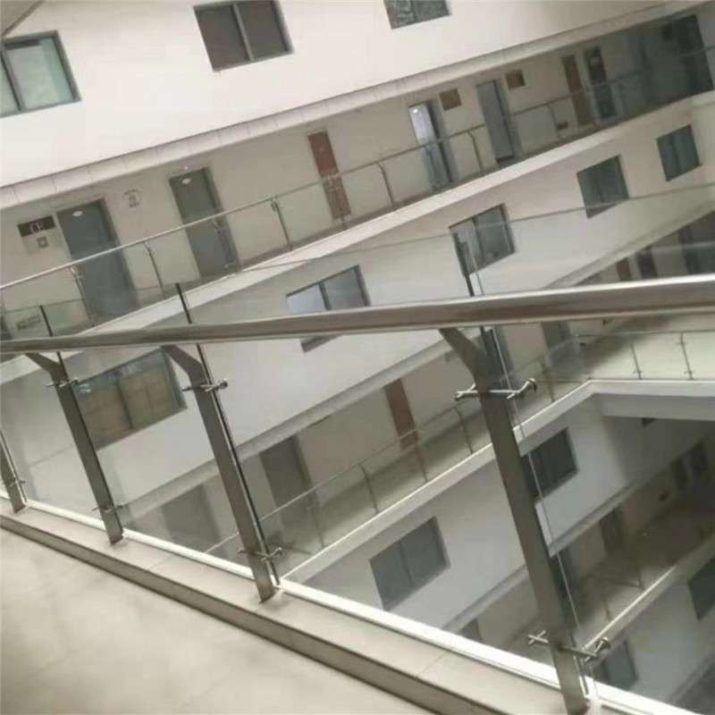304不锈钢楼梯玻璃扶手立柱简约室外别墅阳台栏杆配件工程护栏