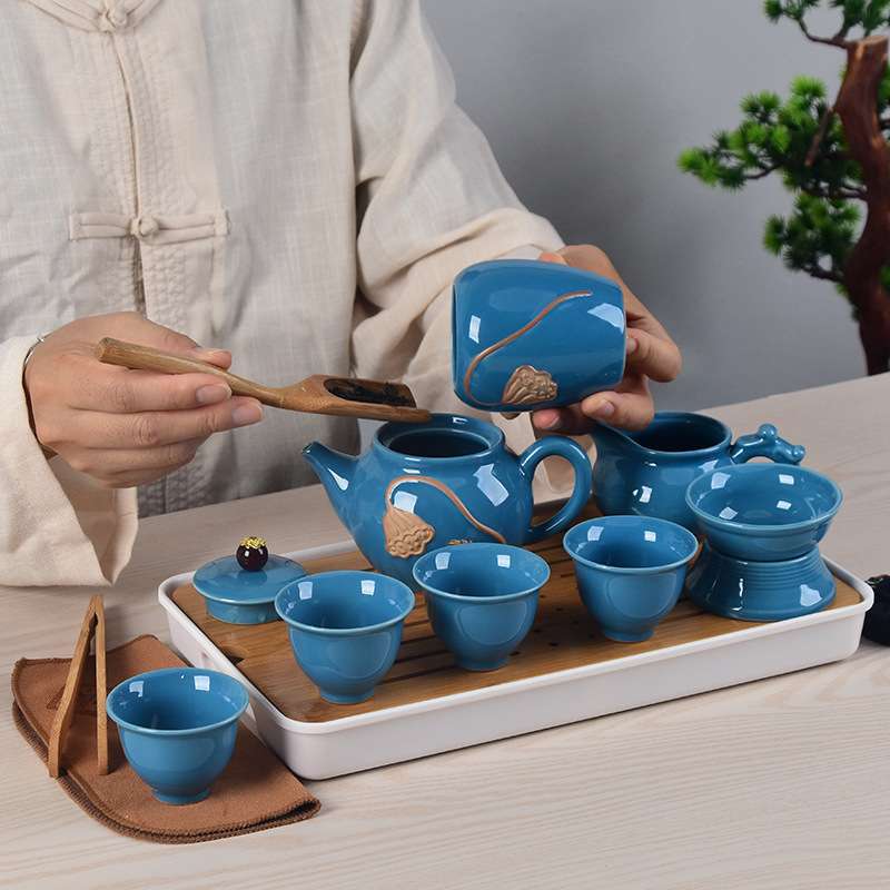 11头莲花浮雕陶瓷茶具套装家用客厅整套公司年创意会活动嘉奖员工