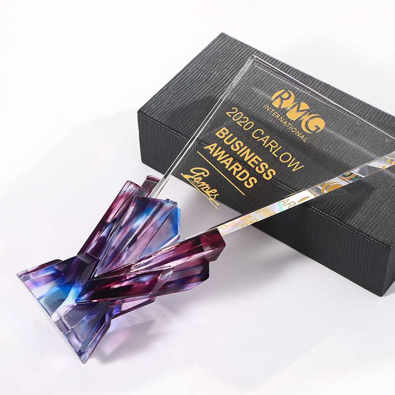 新款琉璃奖杯高档刻字年会奖牌荣耀纪念水晶刻字