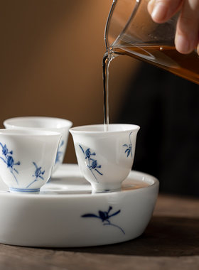 纯手绘蝴蝶兰花小茶杯陶瓷品茗杯套装家用主人杯功夫茶具闻香杯子
