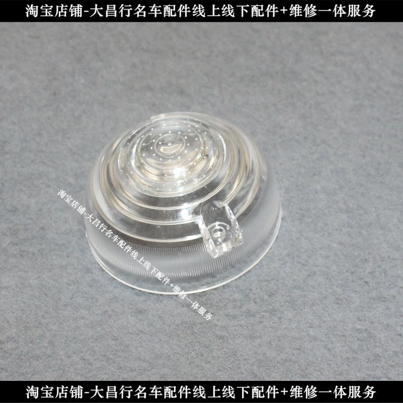 适配路虎卫士后尾灯转向灯刹车灯示宽灯雾灯路虎卫士尾灯车用配件