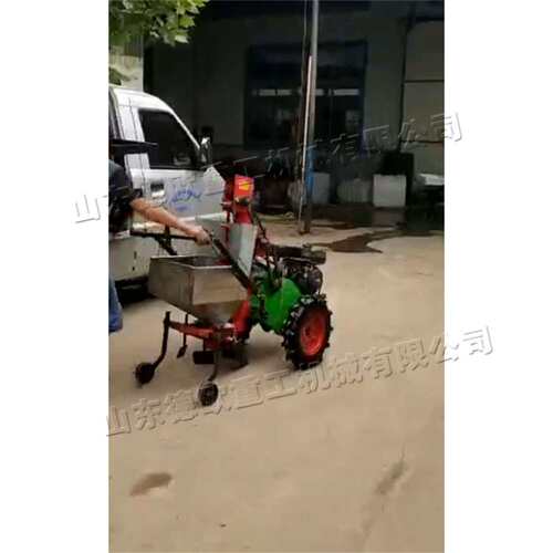 大棚土豆种植设备 农用芋头土豆播种机 小型手推式马铃薯种植机
