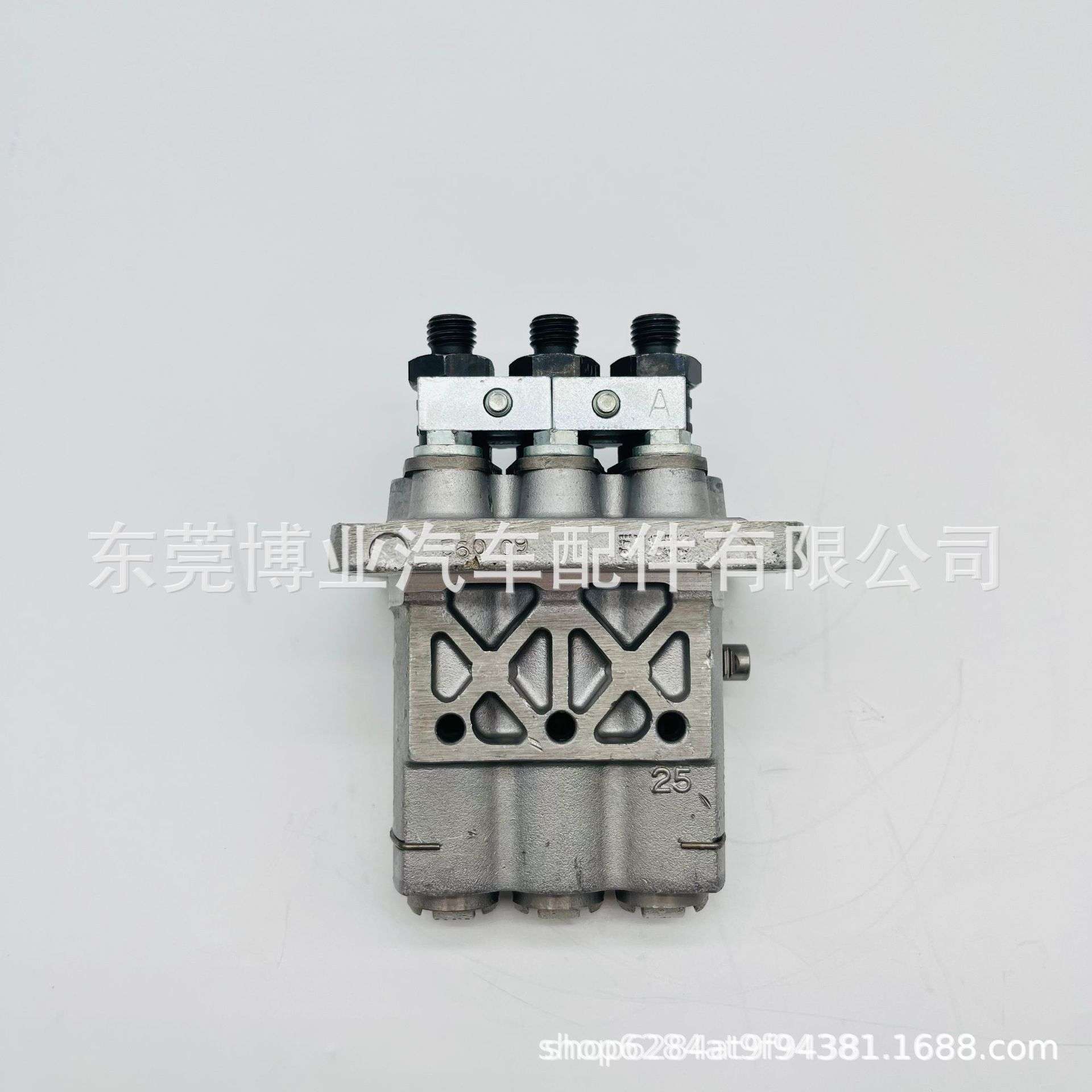 高品质柴油泵头104135-3011/131017511适用帕-金斯 D403D发动机