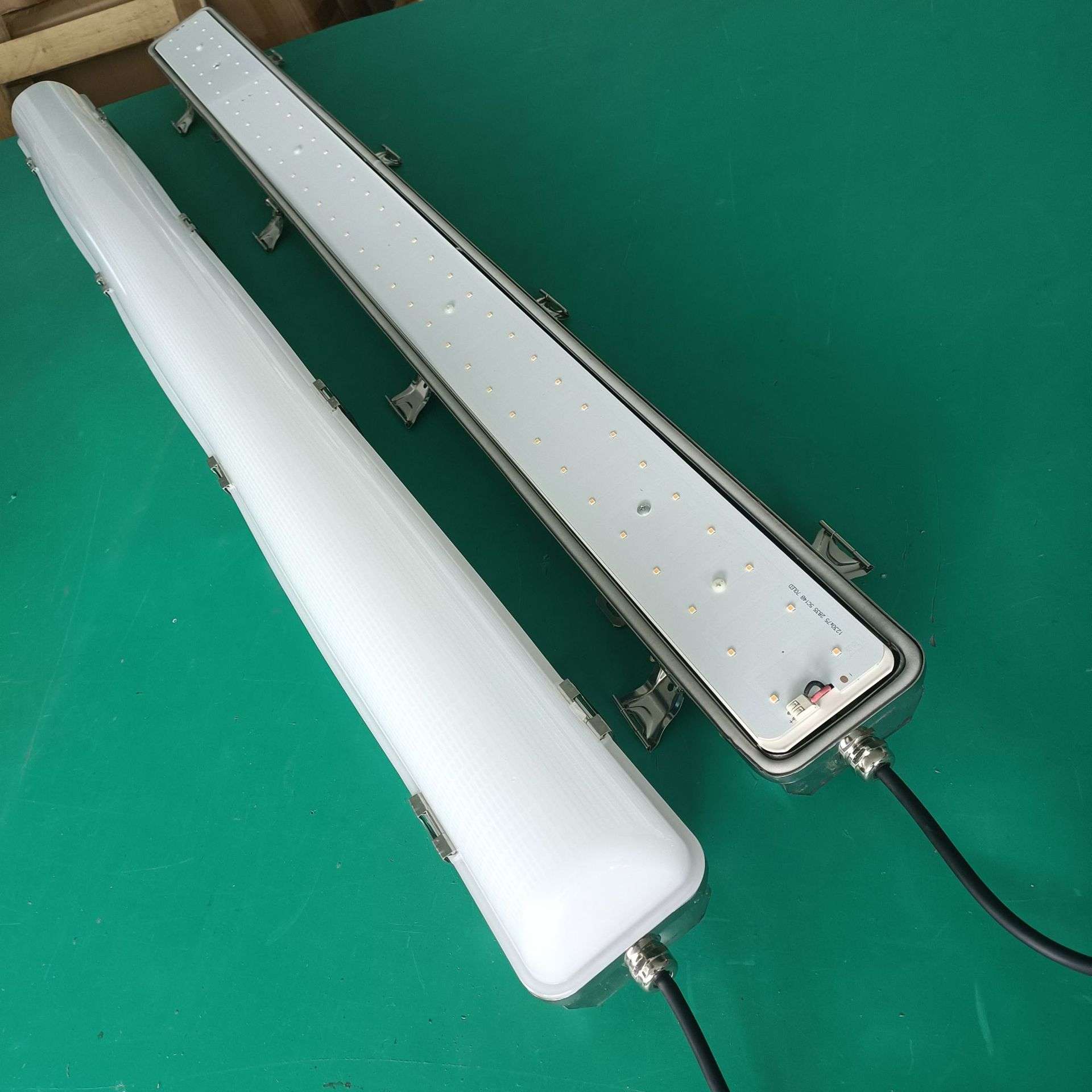 LED不锈钢三防灯套件 T8应急照明灯 1.2米单支不锈钢三防灯日光灯