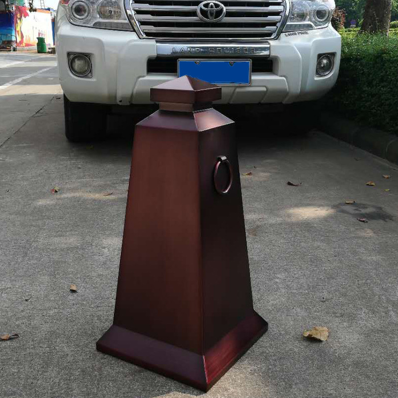 反光锥不锈钢路锥停车牌隔离桩警示柱请勿泊车雪糕筒路障方锥定制