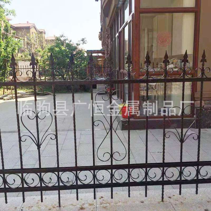 梓钢围墙护栏 家庭住宅铁艺围墙防护栏杆 小区别墅铁艺栅栏