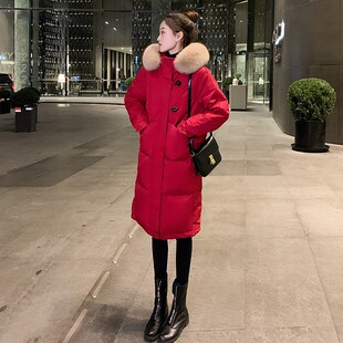 羽绒服女冬2021年新款红色中长款过膝加厚保暖大毛领时尚洋气90绒