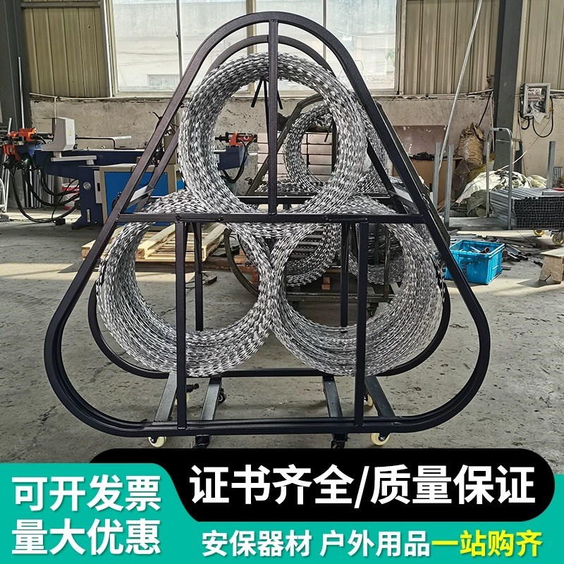 防暴阻隔网应急物资隔离防护安防器械可移动带滑轮阻隔网阻车路障