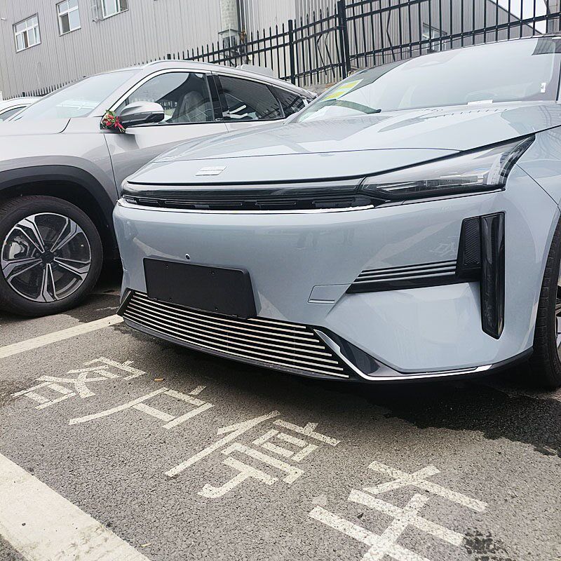 适用于吉利银河L6改装件专用金属中网前脸外观防虫网用品亮条配件
