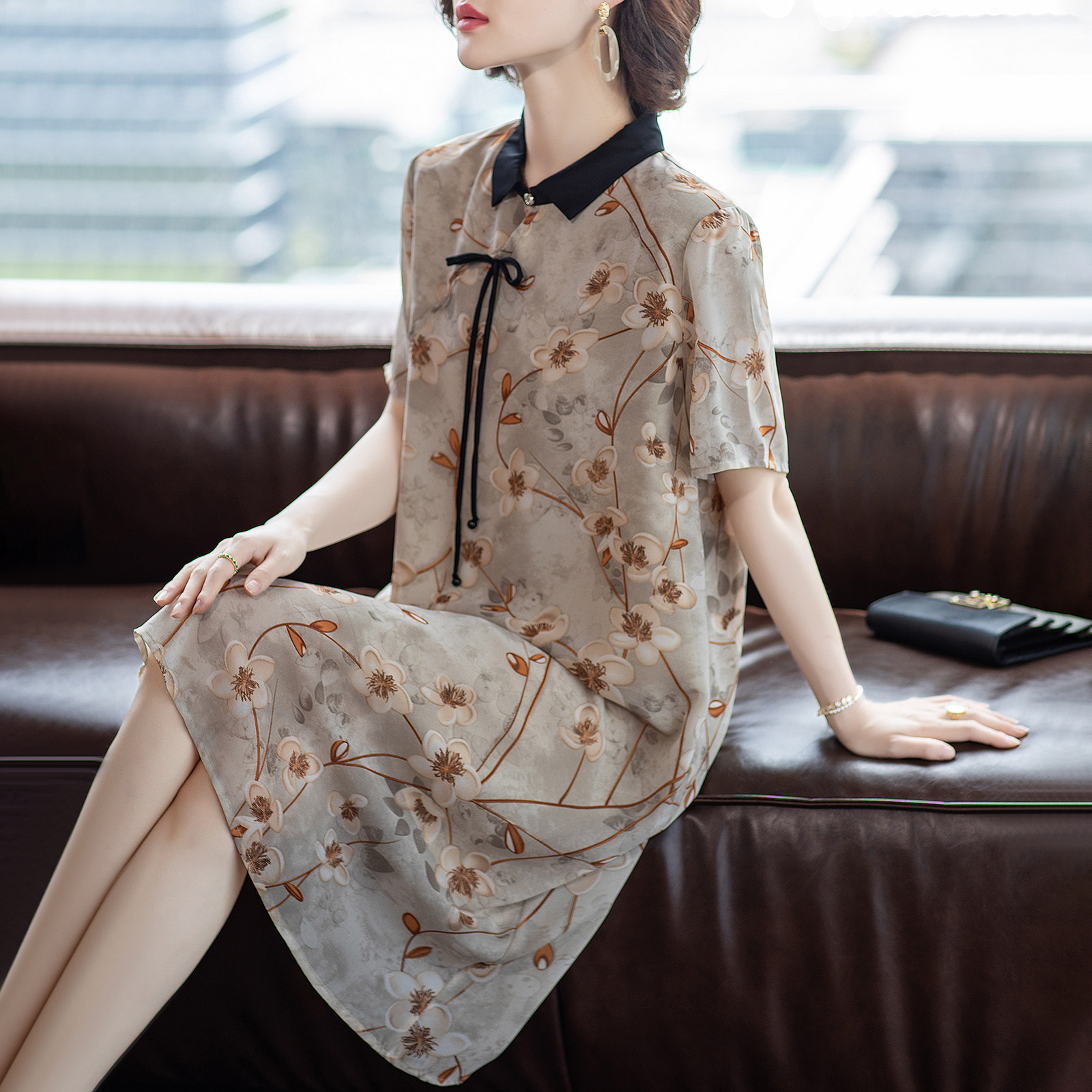 年轻妈妈夏装新中式国风连衣裙洋中老年女装