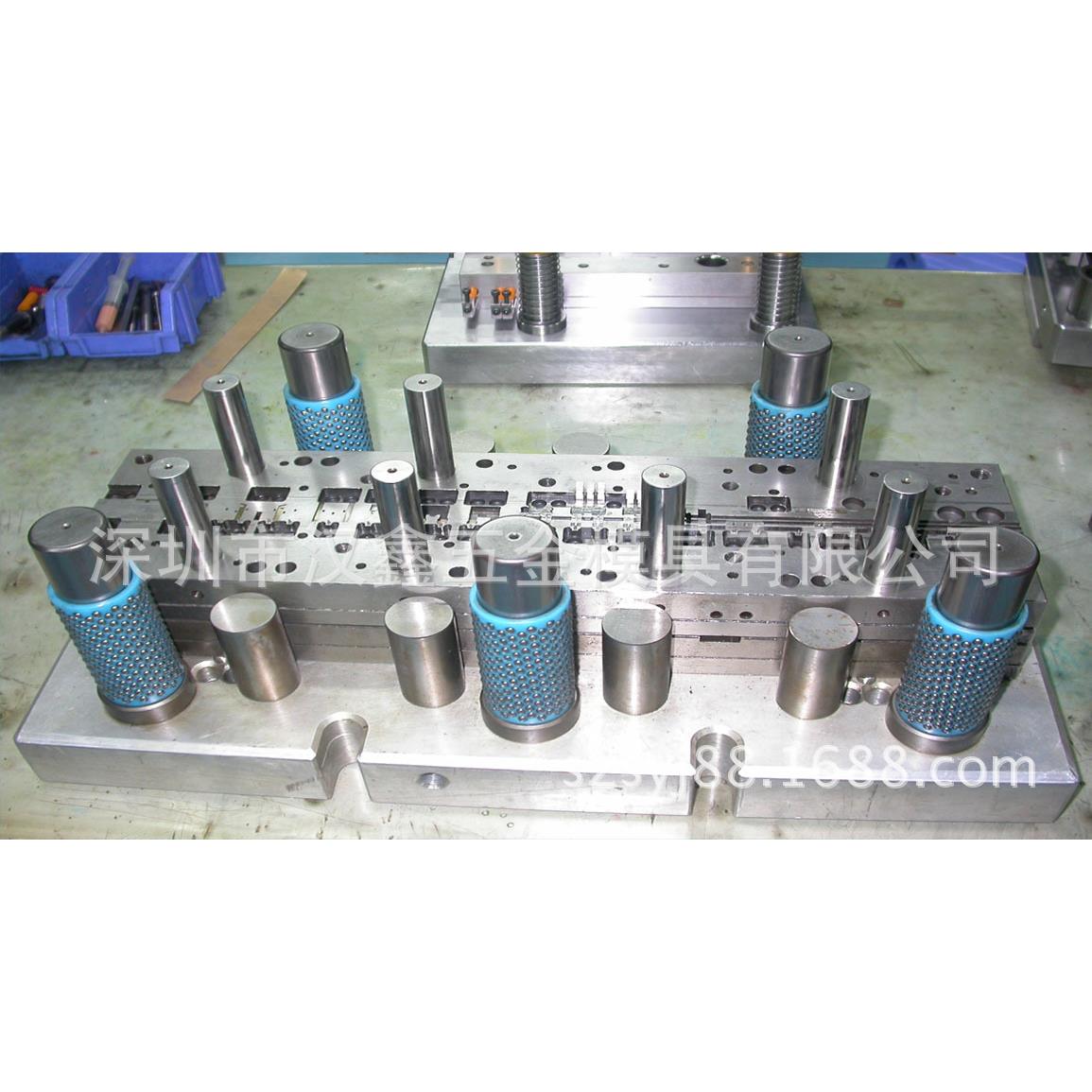 光纤连接器模具防水接头模具光纤跳线连接器散件模具