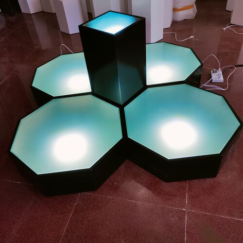 精品马桶展示台智能发光坐便器地台新店开业多种颜色可选卫浴展示