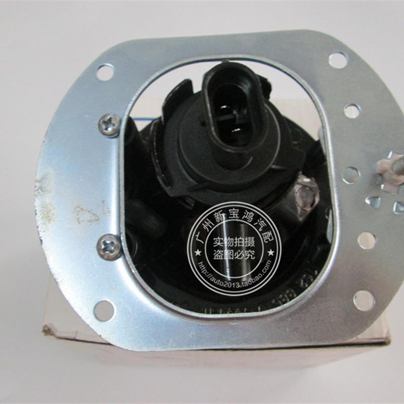 适用于奔驰W251 W164 W204 R300 R350 C300雾灯E240前杠射灯W211