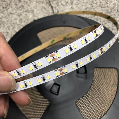 24V无压降LED灯带条超亮亮2835贴片灯条自粘20米每卷线性货架展示