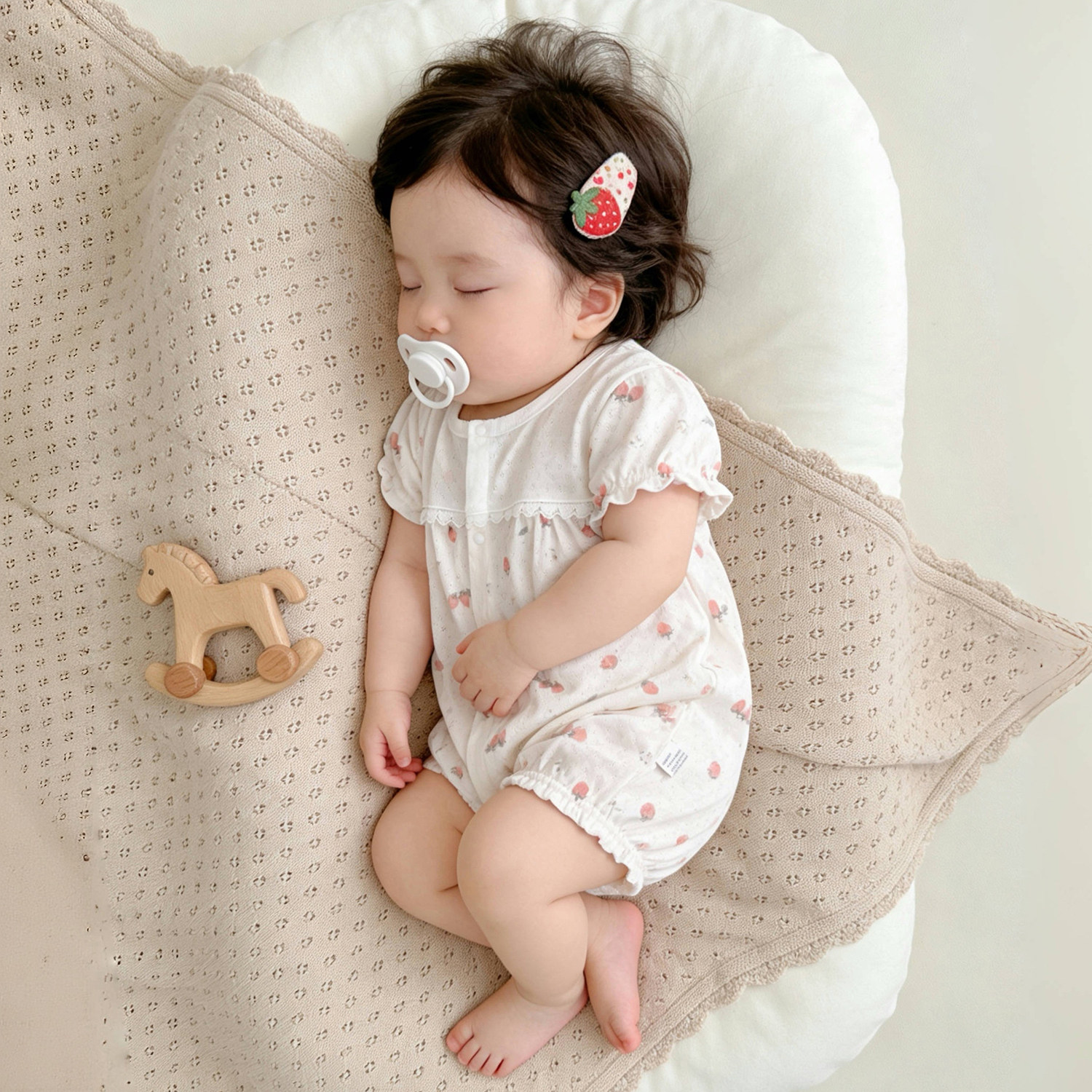 童泰婴儿衣服夏装超薄款女宝宝短袖连身衣夏季公主哈衣爬服透气外