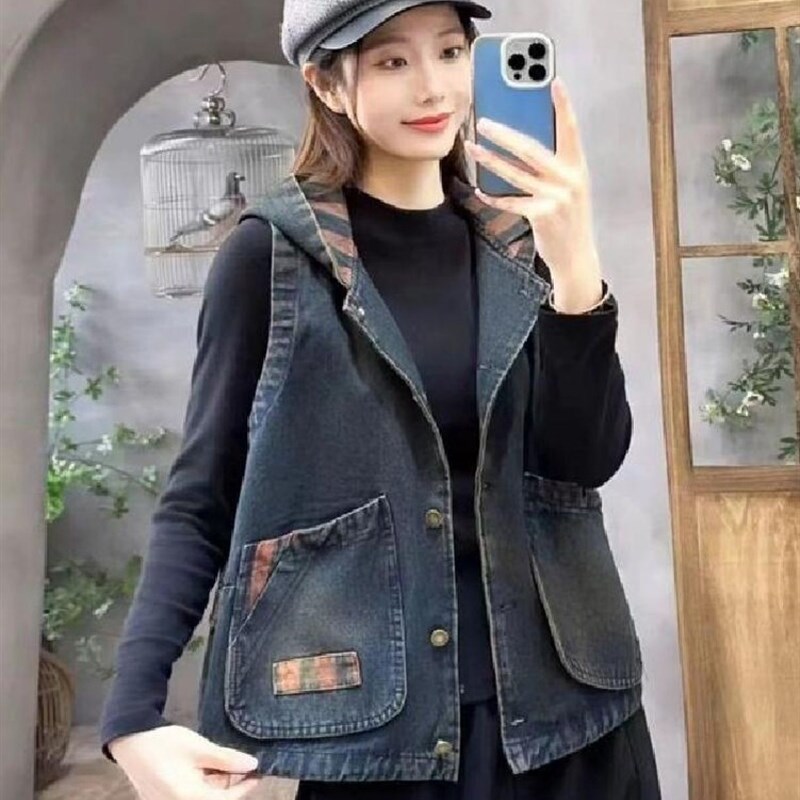 连帽牛仔马甲女秋冬覆古印花大口袋显瘦背心休闲短款开衫上衣外套