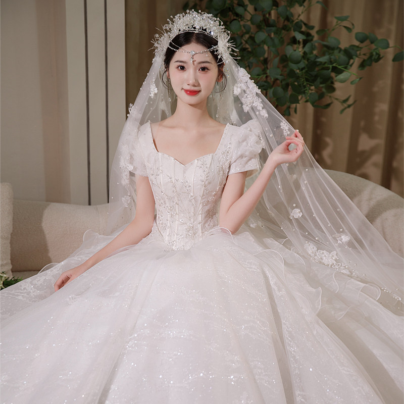 婚纱2025新款新娘主婚纱简约时尚泡泡袖在逃公主小个子覆古仪式纱图片
