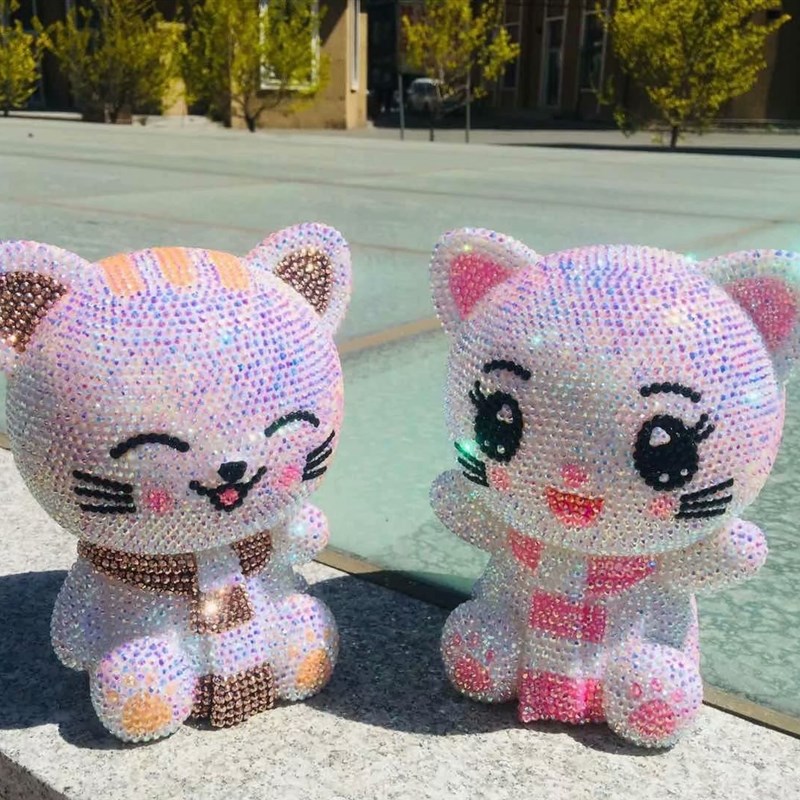 节日礼物少女心小猫存钱罐贴钻猫搪胶储蓄罐猫咪储钱罐粘钻摆件