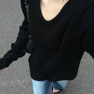 宽松V领黑色毛衣女慵懒风秋季新款高级感长袖套头针织衫外穿上衣