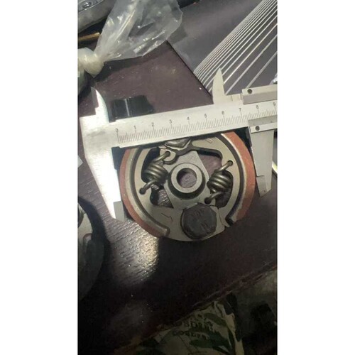 地钻配件蹄块挖坑机48F打孔机63cc打洞机红皮耐磨离合块离合器