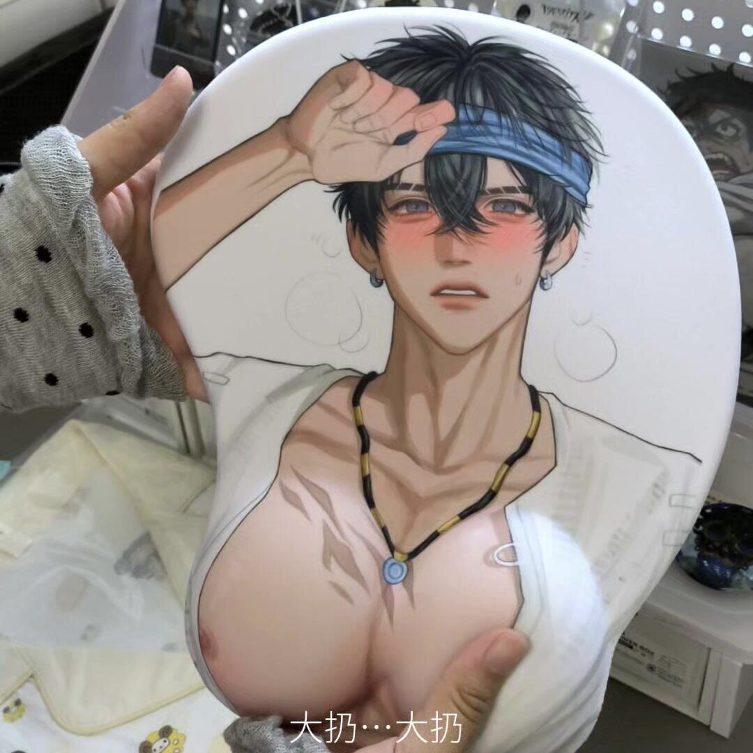 大胸鼠标垫3d立体性感护腕垫动漫人物周边手托硅胶软垫防腱鞘炎垫