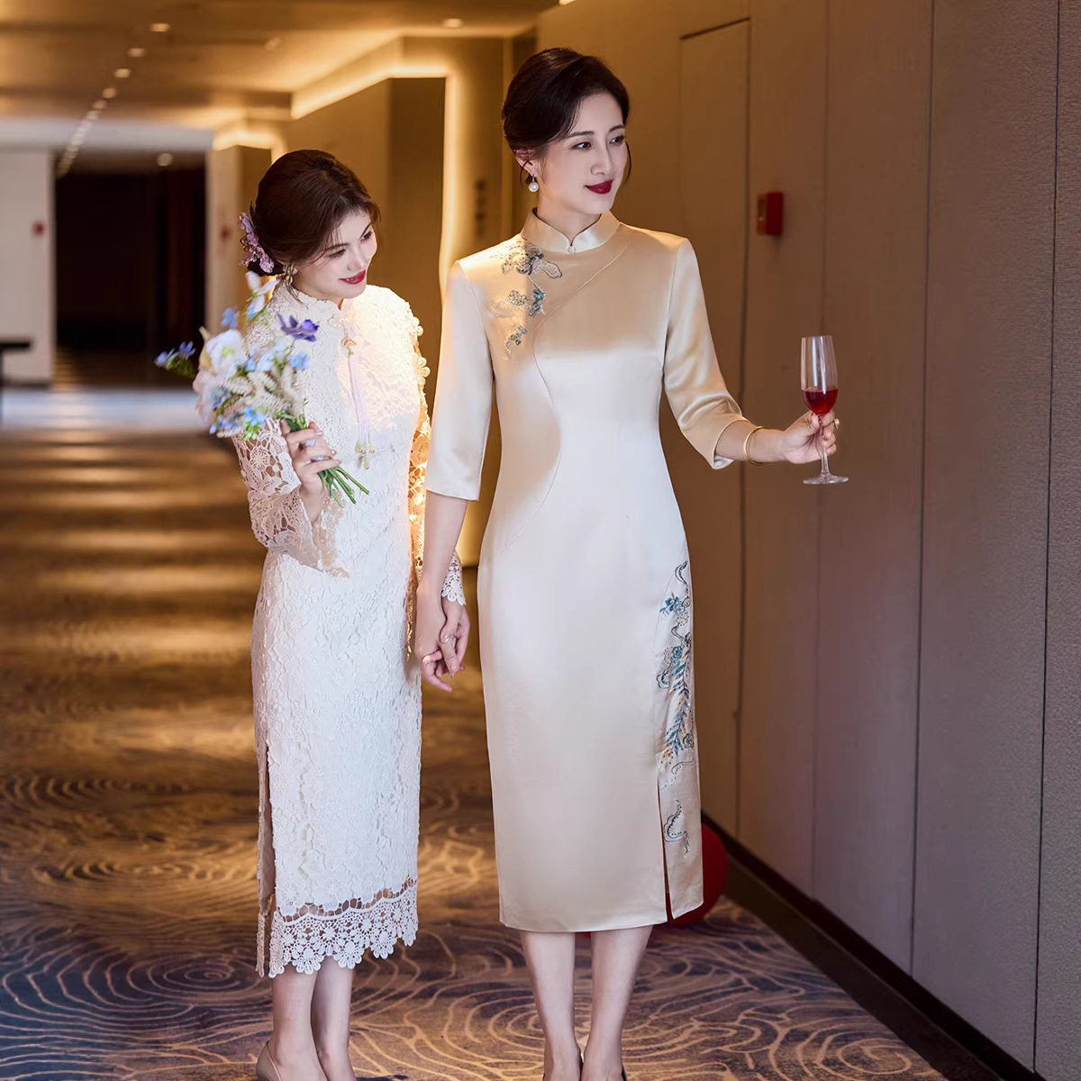 2026新款旗袍醋酸段刺绣复古长款妈妈装婚宴礼服日常可穿春夏季
