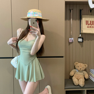 游泳装 2025夏新款 连体泳衣女显白遮肉大小胸聚拢保守微胖显瘦裙式