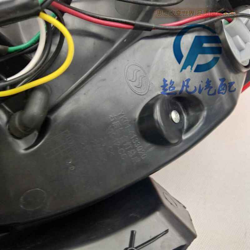 适用于赛驰易咖E7E8E6后组合尾灯易加E7后刹车灯四轮电动汽车配件