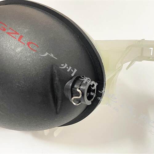适用奔驰C级E级W204水箱W212副水壶C180 C200 E260 E300L防冻液壶