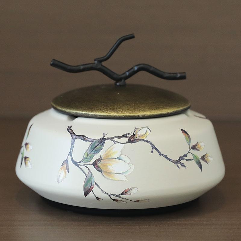 美式陶瓷烟灰缸 欧式复古带盖烟灰缸 茶几装饰工艺摆设品创意摆件