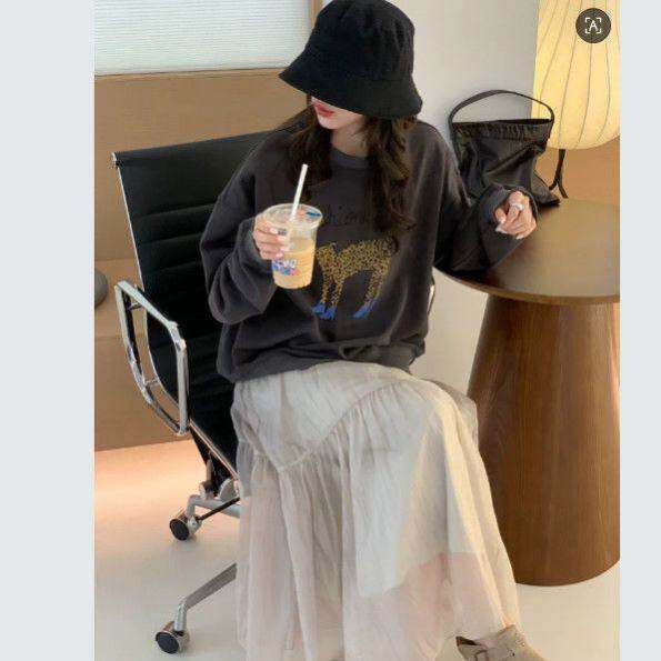 美式发财豹灰色长袖卫衣休闲显瘦圆领上衣搭香槟色纱裙两件套
