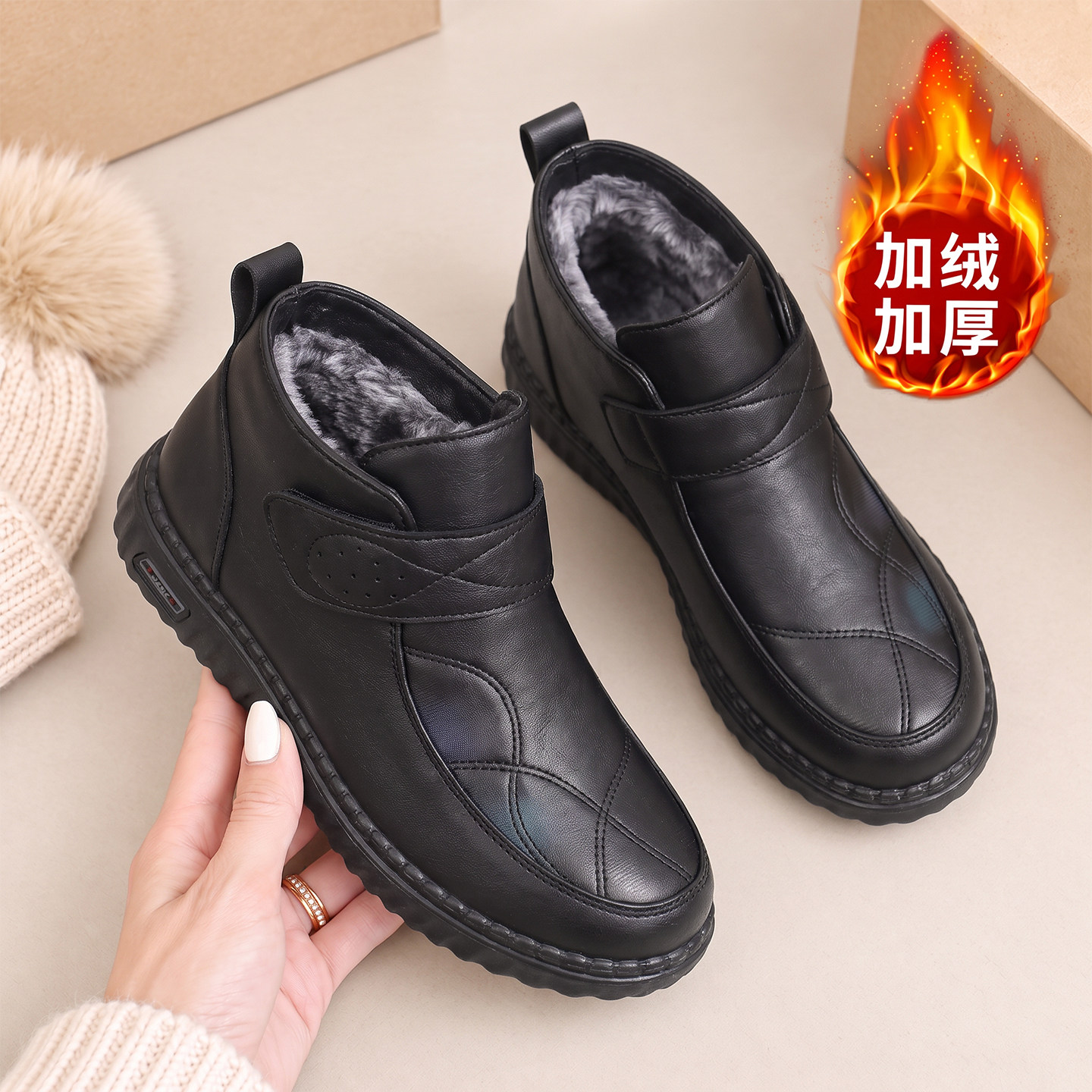 老北京布鞋女2026冬新款加绒保暖防滑软底舒适中老年妈妈高帮棉鞋