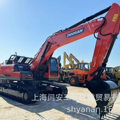 工厂直销斗山DX225挖掘机出售 二手斗山DX225 DX340 DX220挖掘机