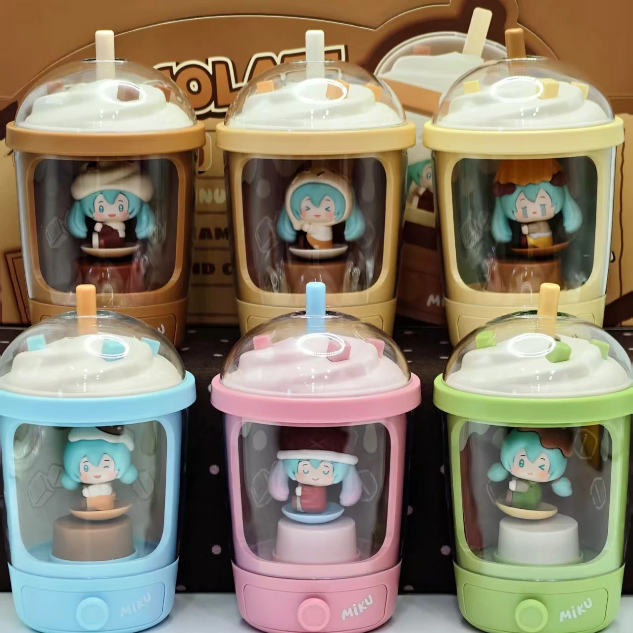麦和初音未来奶茶杯系列摇摇乐