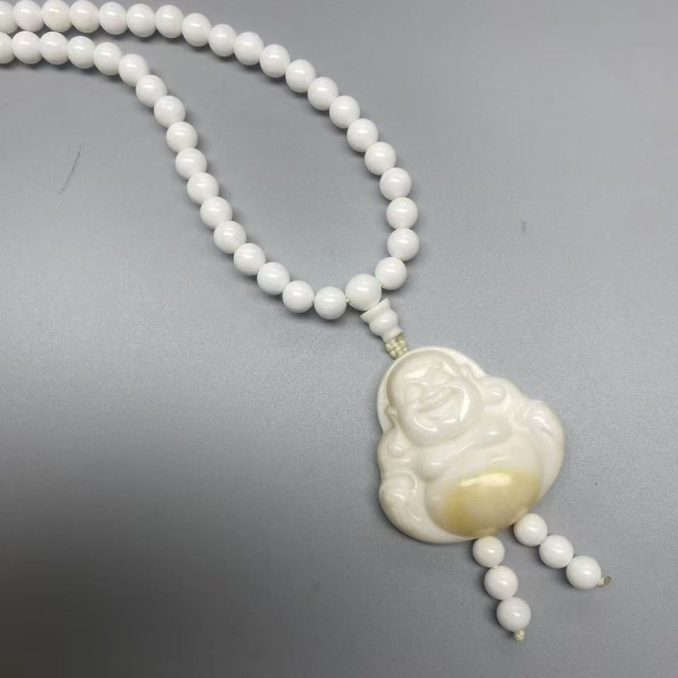 天然白砗磲佛公吊坠有机宝石