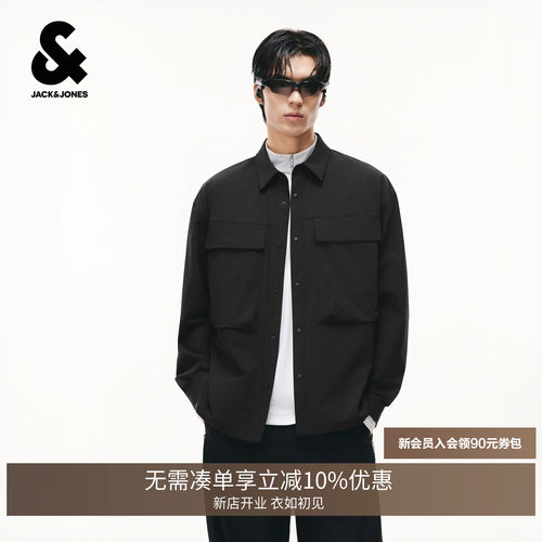 宽松合身剪裁,适配多身形,兼顾运动