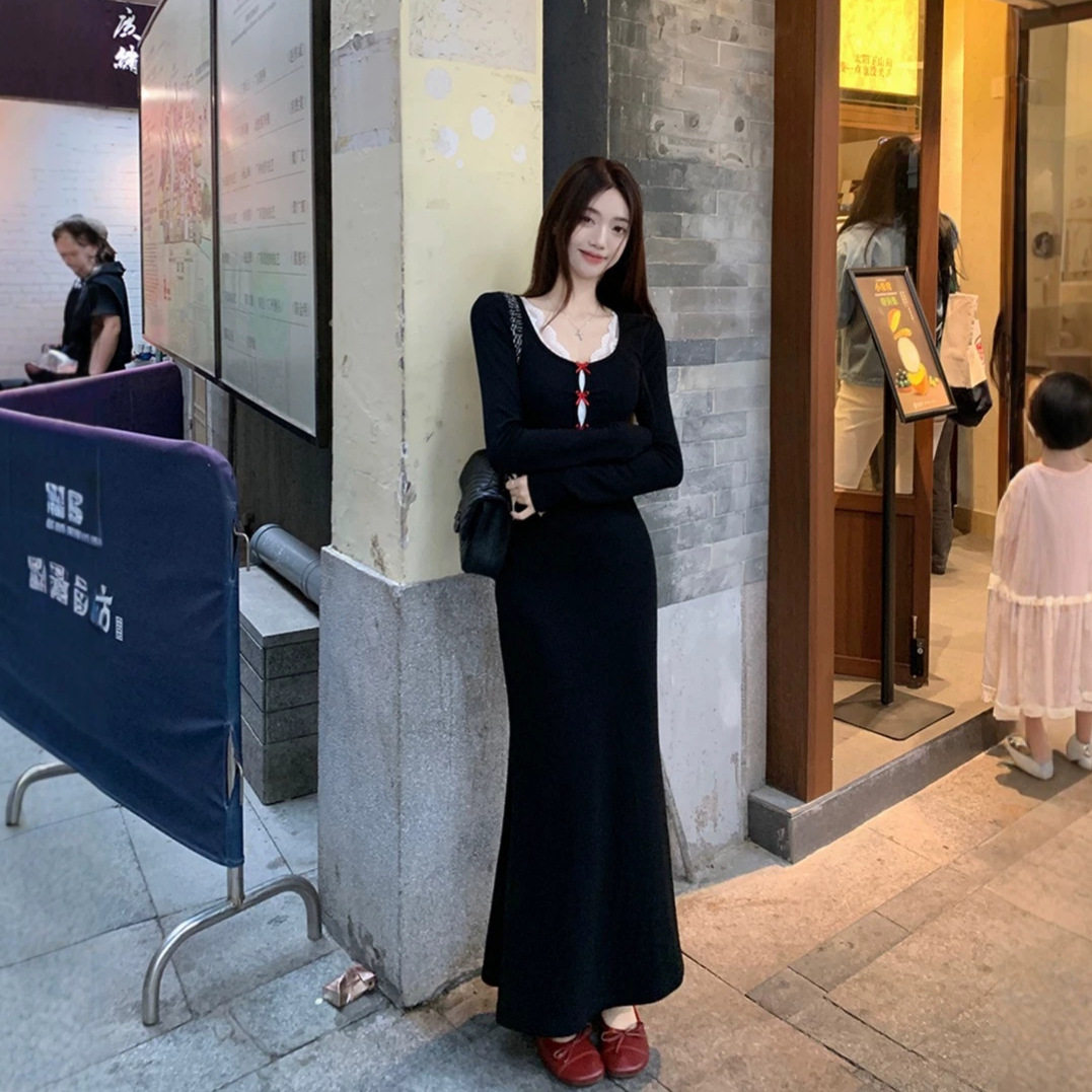 黑色长袖内搭打底早秋连衣裙子女2026新款千金风法式气质包臀长裙