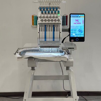 叶氏 新款pro电控家用型绣花小型全自动流行款成衣绣花机20*30cm
