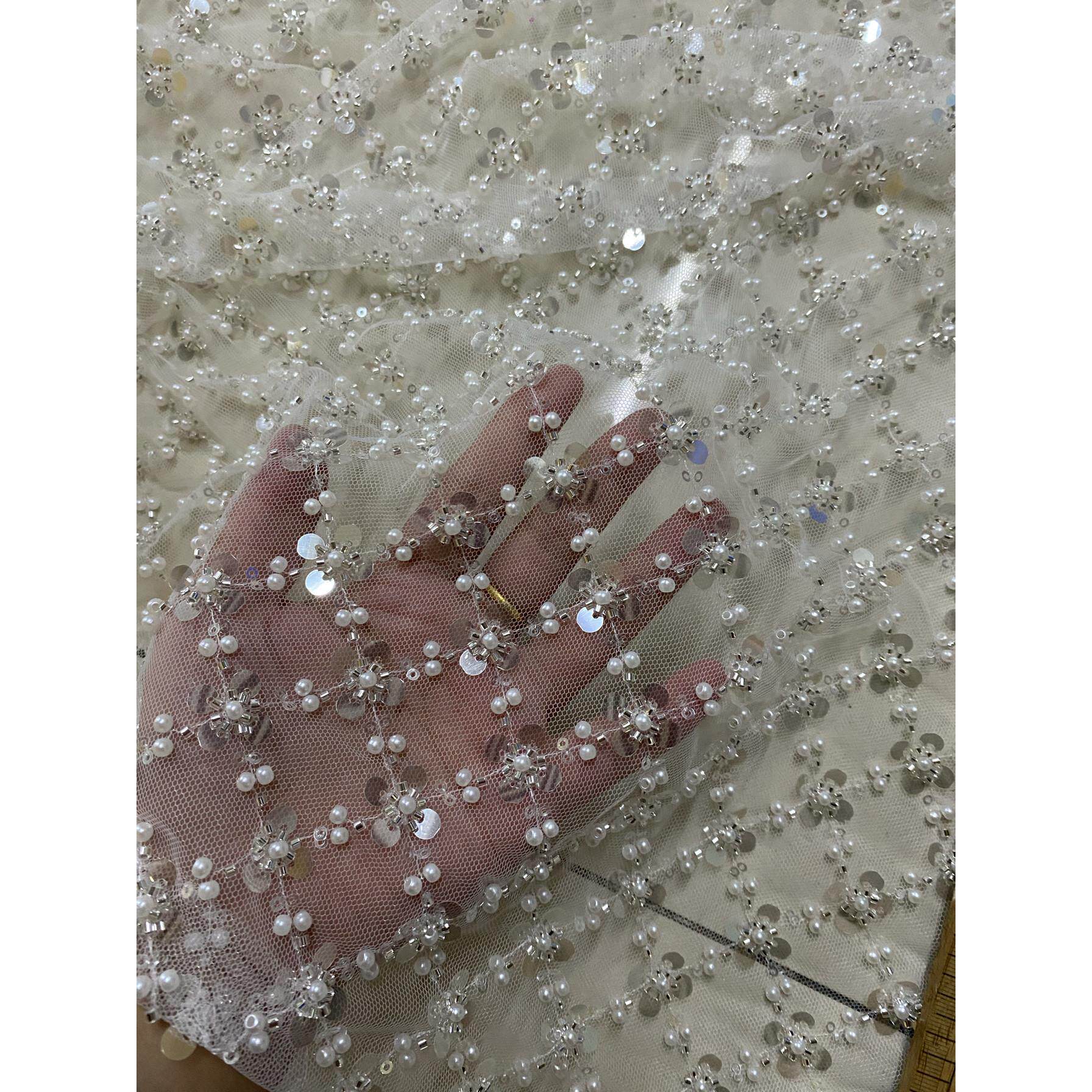 菱格立体多色珠子珠片绣花面料立体网纱蕾丝面料珠管亮片礼服布料